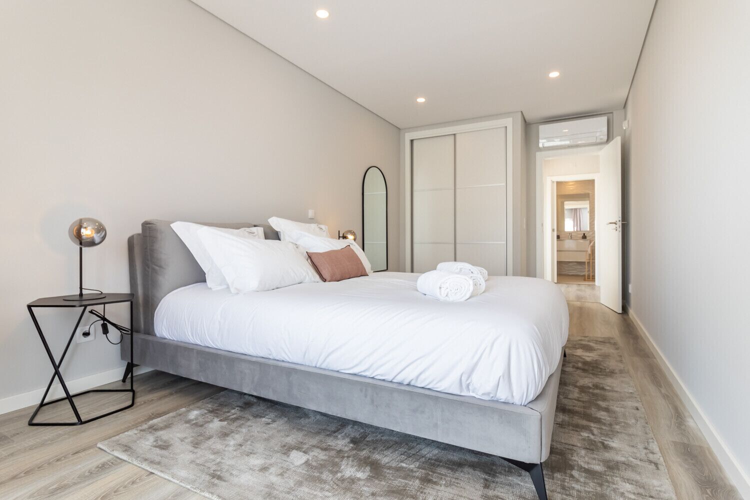 3 bedrooms, iron/ironing board