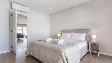 3 bedrooms, iron/ironing board