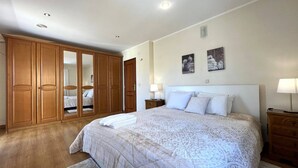 4 bedrooms, iron/ironing board - Casa Madalena (Azeitão)