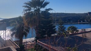 Unclassified image, 2 of 13, button - Benardo Guesthouse (Sarandë)