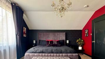 1 bedroom, iron/ironing board, internet, bed sheets