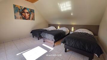 2 chambres, fer et planche Ă repasser, lit parapluie, Wi-Fi