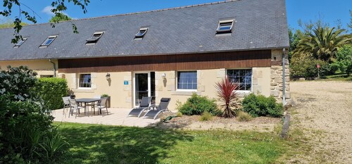 Gîte Isatis "entre terre et mer" (between land and sea)