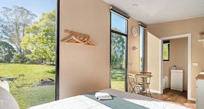 Huntingdon House by Tiny Away