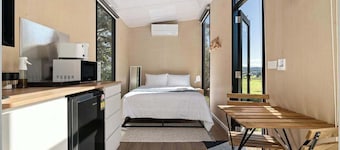 Huntingdon House by Tiny Away