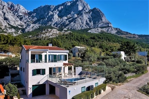 Exterior - Villa Magico with pool and sea view (Bast)