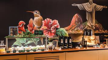 Daily buffet breakfast (EUR 19.50 per person)