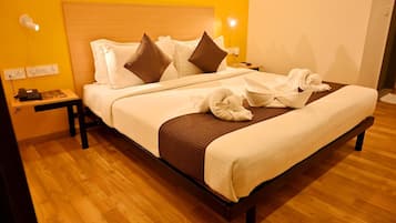 Habitación Deluxe | 1 dormitorio, tabla de planchar con plancha, wifi gratis