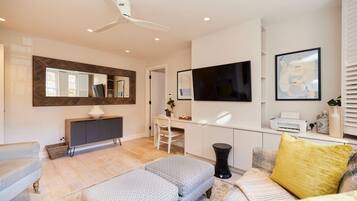 37-inch Smart TV with cable channels, TV