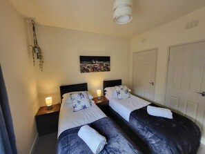 3 Schlafzimmer, Bügeleisen/Bügelbrett, WLAN, Bettwäsche