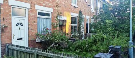 House | Property grounds