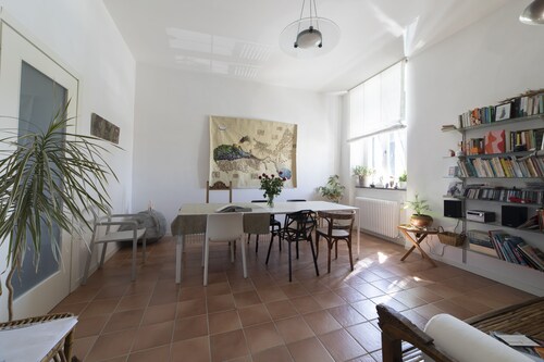 Family room "The Roses" with private bathroom in the room