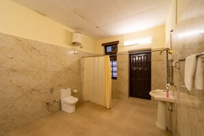 Elite Room | Bathroom