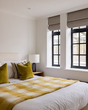 熨斗/熨衫板、可攜式嬰兒床、Wi-Fi、床單