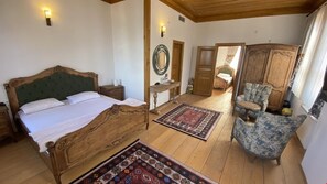 Deluxe suite, uitzicht op zee | Gratis wifi