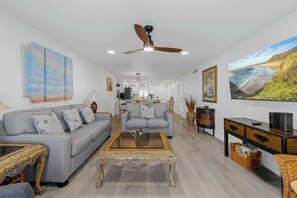 TV, offices - Cocoa Beach Tower condo w/ balcony (Cocoa Beach)