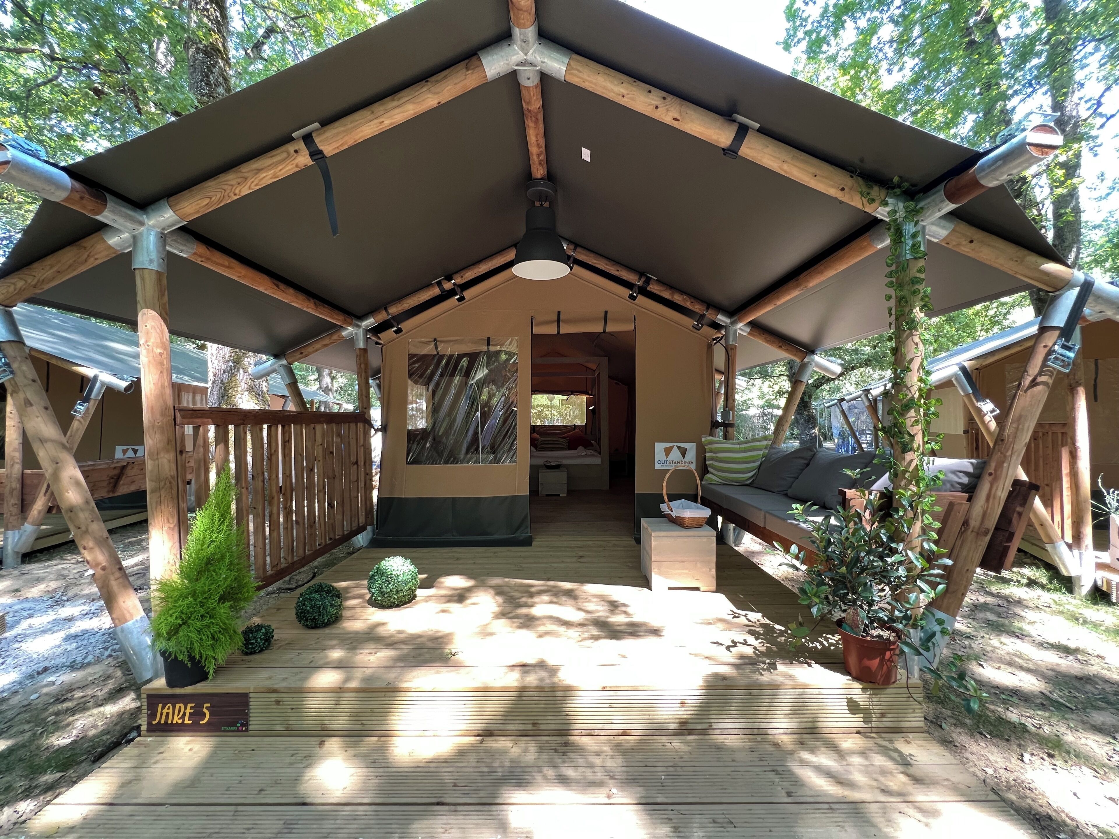 Eenvoudige tent | Luxe beddengoed, gratis wifi, beddengoed