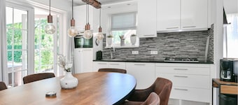 Underbart hem i Hoge Hexel med kök