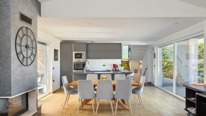 Fridge, microwave, oven, dishwasher