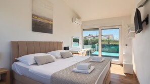 4 slaapkamers, een strijkplank/strijkijzer, gratis wifi, beddengoed