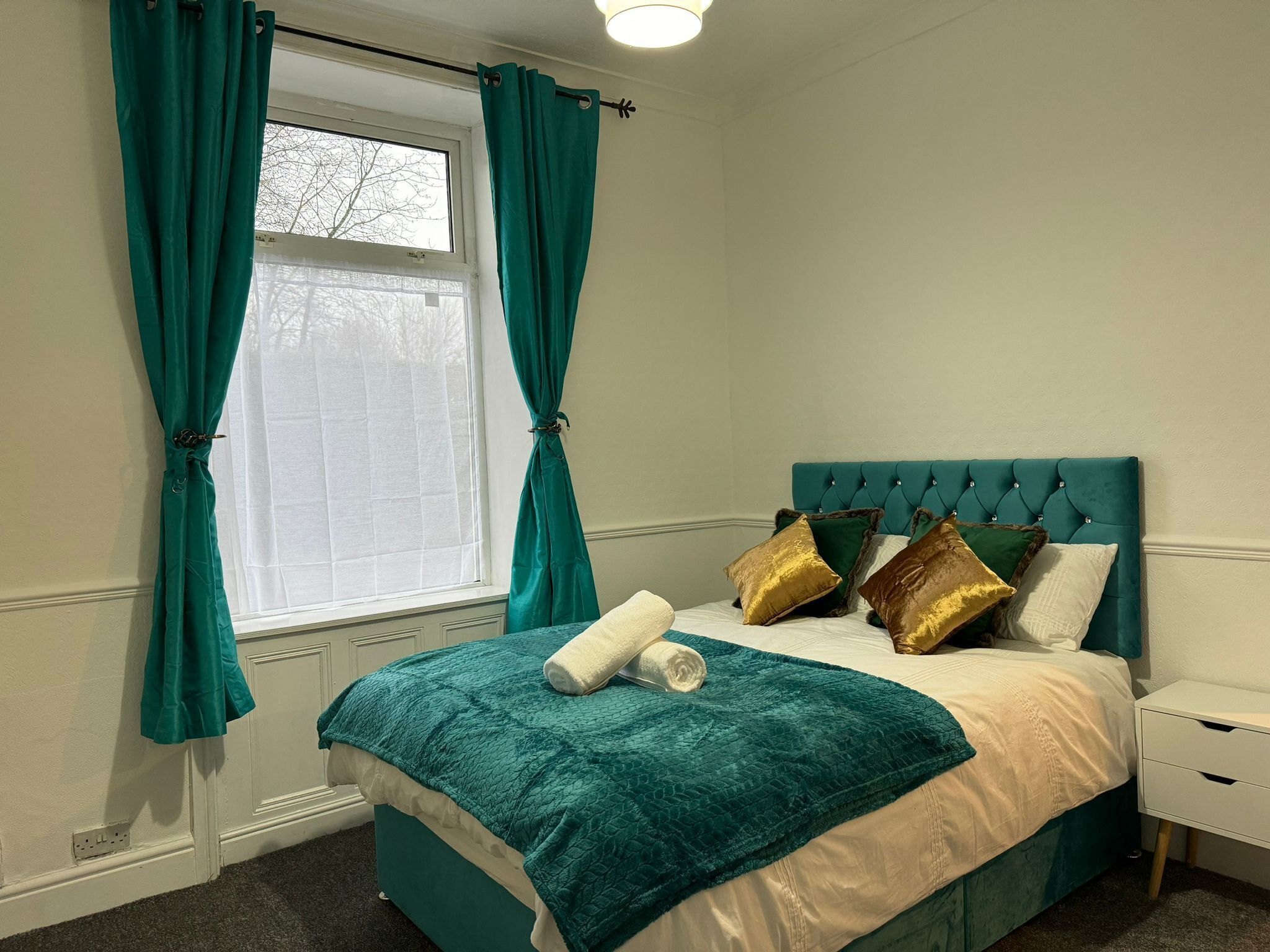 Casa | 3 habitaciones, wifi gratis y ropa de cama 