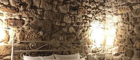 2 Schlafzimmer, BĂŒgeleisen/BĂŒgelbrett, kostenloses WLAN, BettwĂ€sche