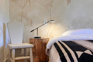 Lit parapluie, Wi-Fi gratuit, draps fournis