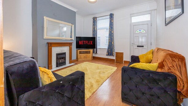 Hus | Oppholdsområde | TV