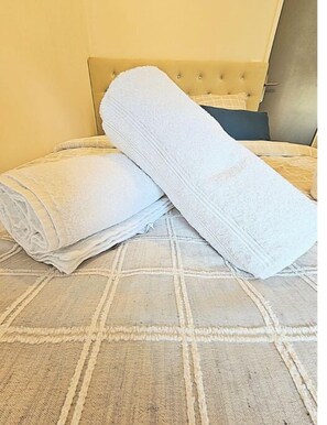 1 bedroom, free WiFi, bed sheets - bel Appartement Avec Terrasse (Cabourg)