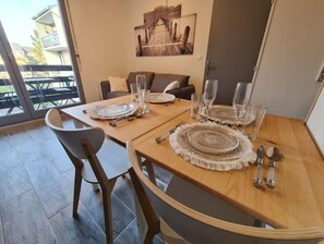 Dining - bel Appartement Avec Terrasse (Cabourg)