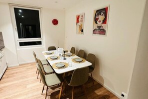 Dining - Exklusive Wohnung für Familien & Business (Uster)
