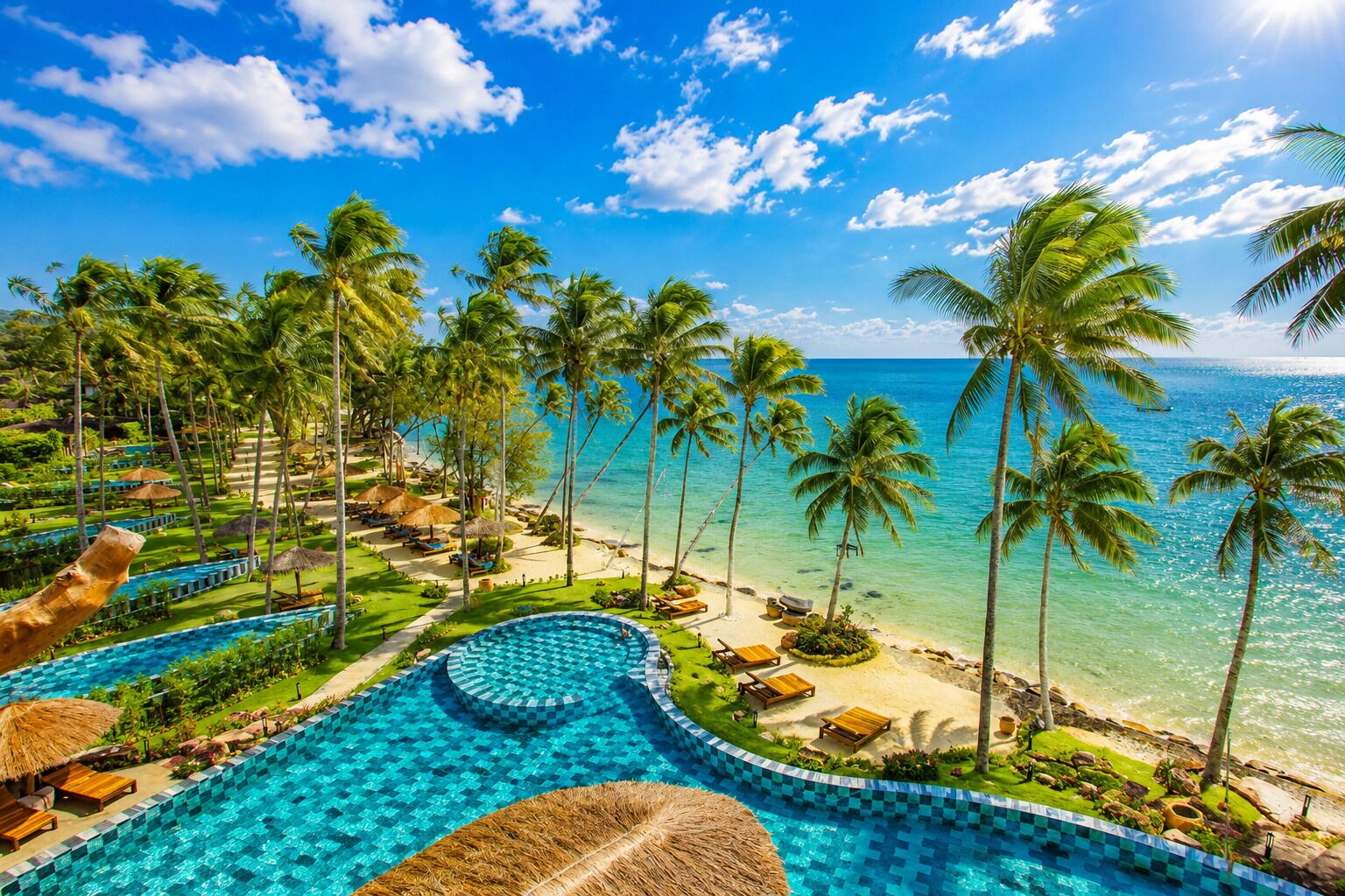 Outdoor pool, open 8:00 AM to 6:00 PM, pool umbrellas, sun loungers