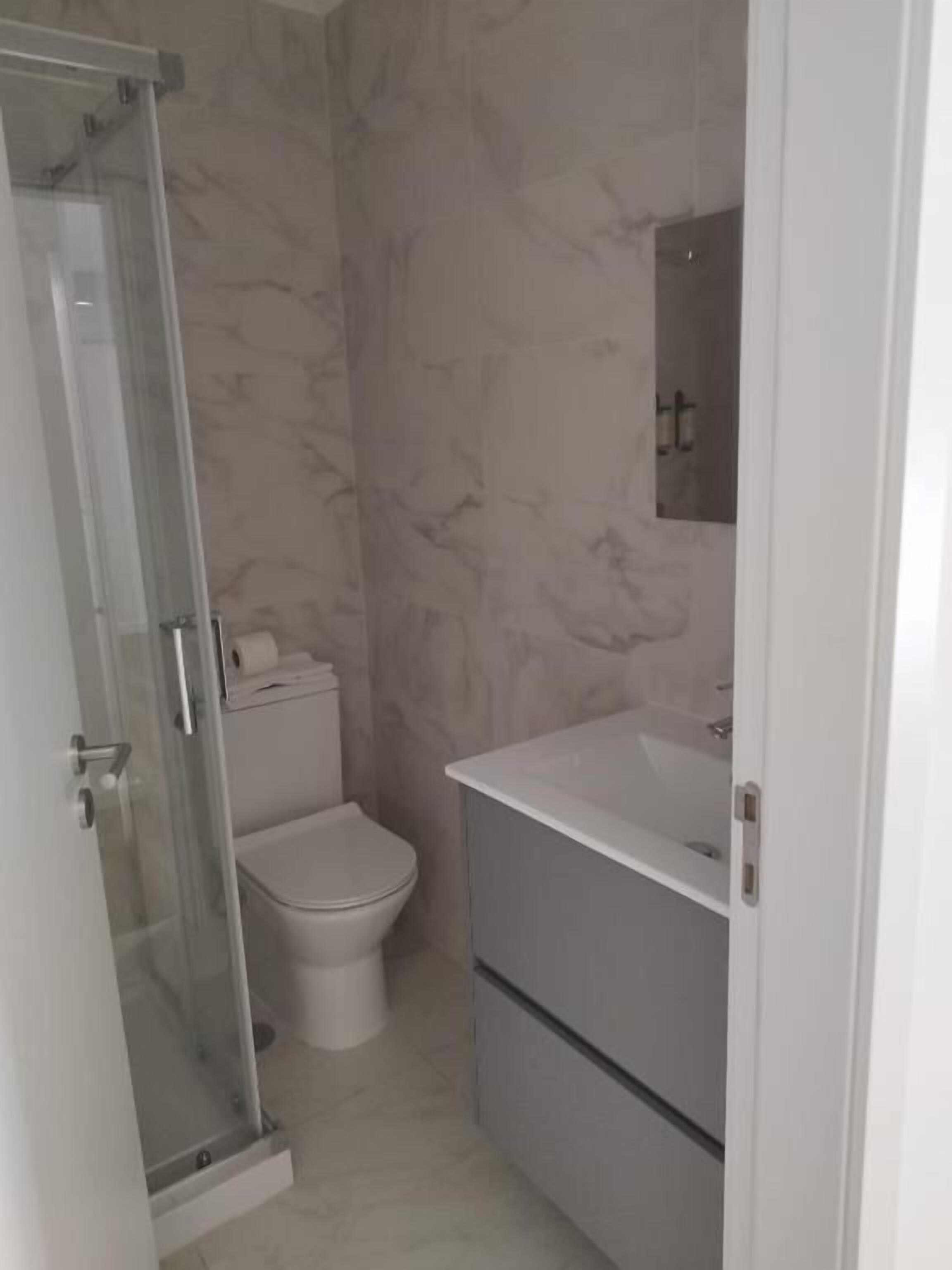 Superior Apartment | Bathroom