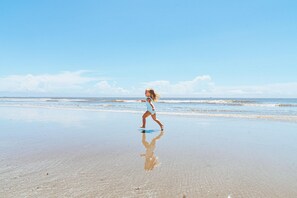 Beach nearby - 728 Bonito Road - New to VRBO! Resort Access Included! (Fripp Island)