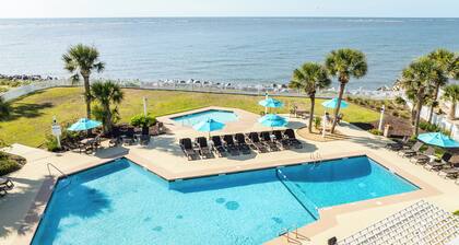 115 Capt John Fripp Villa - New to VRBO! Resort Access Included!