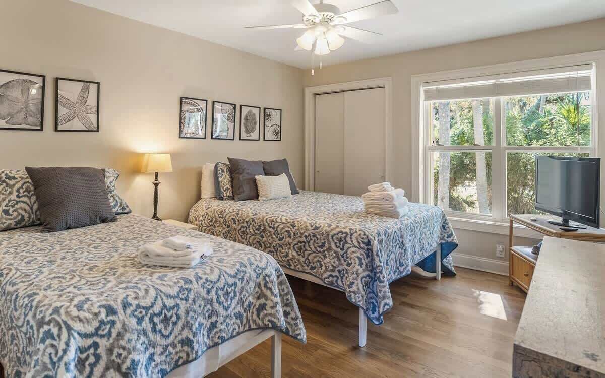 4 bedrooms, free WiFi, bed sheets