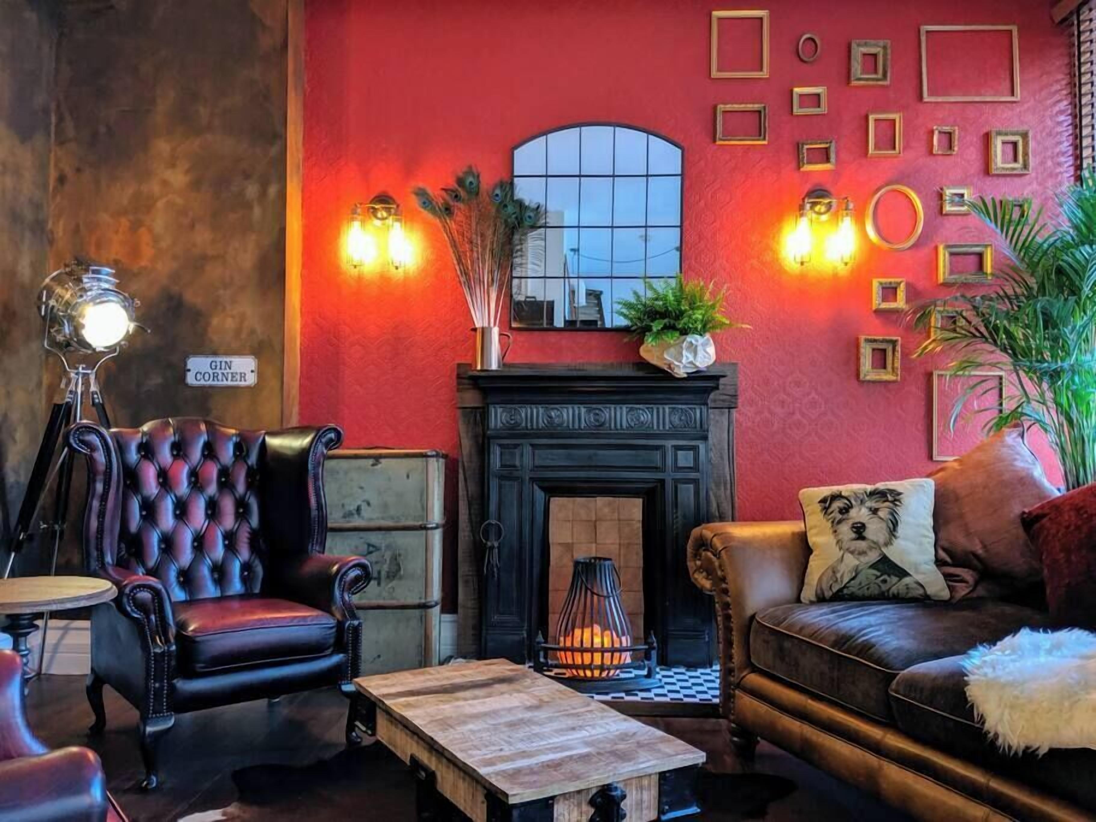 TV, fireplace, offices