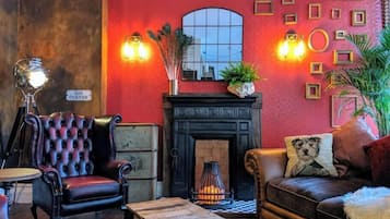 TV, fireplace, offices