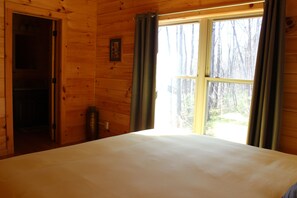 3 dormitorios, escritorio, tabla de planchar con plancha y wifi
