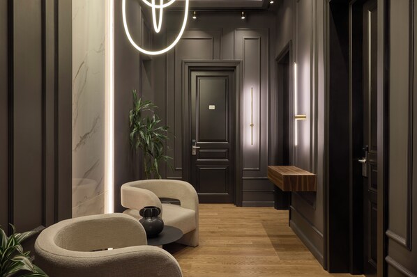 Lobby sitting area - Athens Icon Collection (Athens)