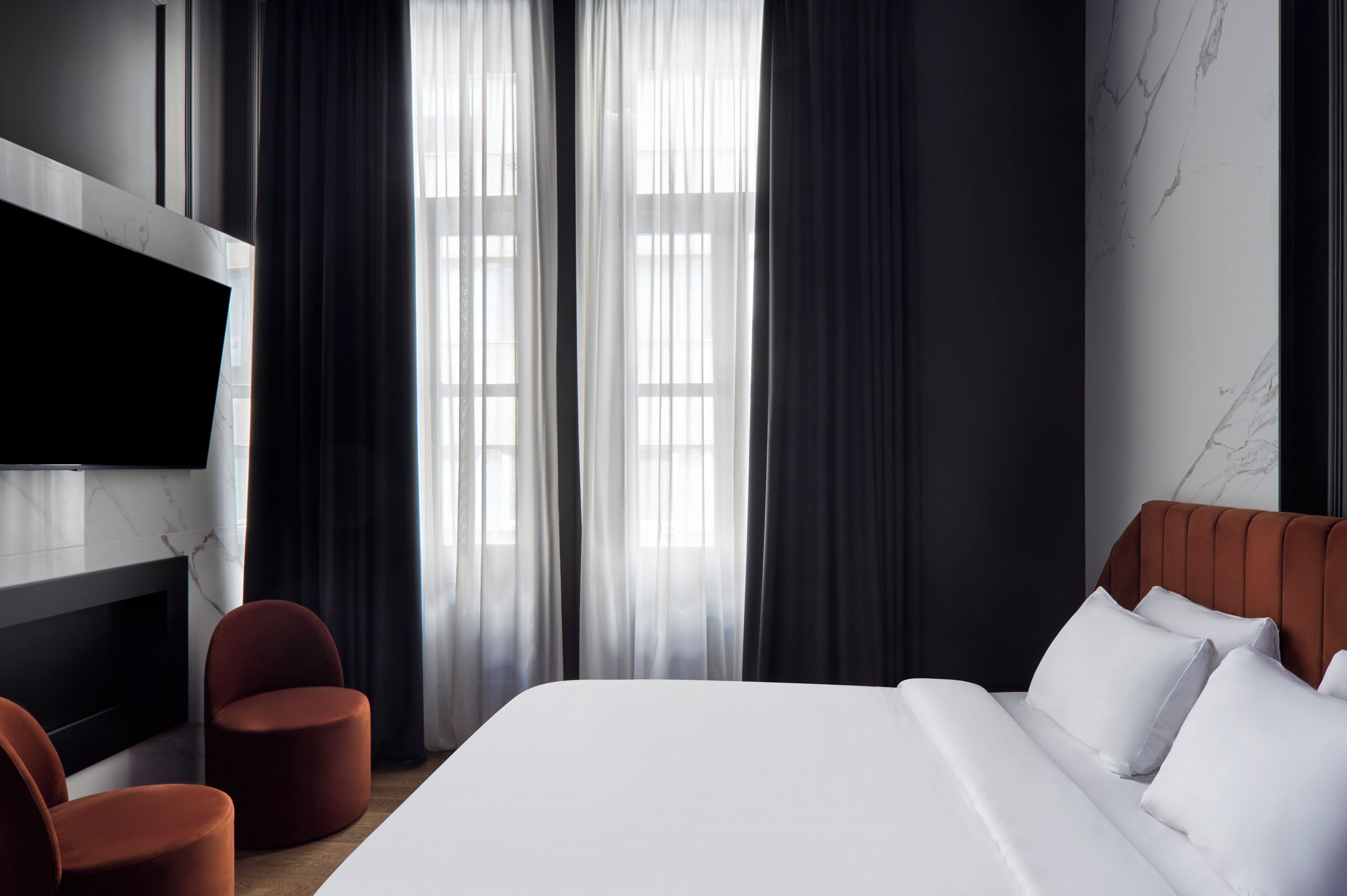 Ropa de cama hipoalergénica y minibar 