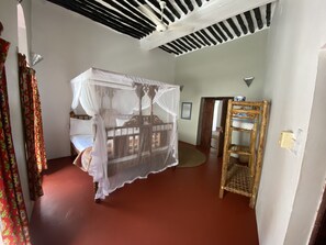 3 habitaciones, wifi y ropa de cama 