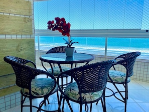 Luxury Apartment | Dining - Residencial Las Brisas (Praia Grande)