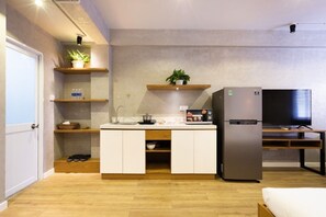 Familieleilighet, flere senger | Eget kjøkken | Kjøleskap, mikrobølgeovn (på forespørsel), kokeplater og kjøkkenutstyr