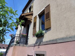 Exterior detail - Welcome to this bright, comfortable and impeccably decorated studio! (Soultz-Haut-Rhin)