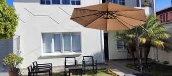 Encantadora Casa con Jardín