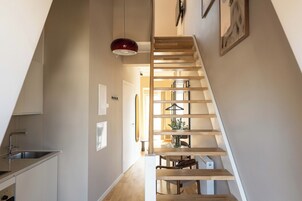 1 Bedroom Apartment, Balcony, Duplex