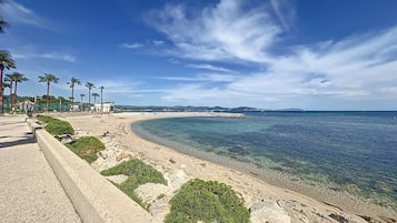 In StrandnÀhe
