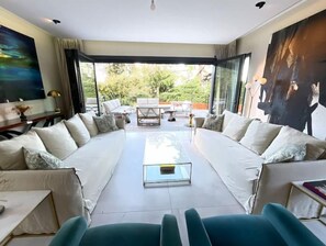 Living area - Maison Contemporaine (Meudon)