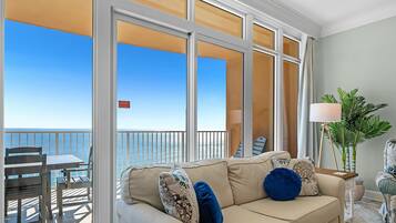 Apartment, 3 Schlafzimmer | Wohnbereich